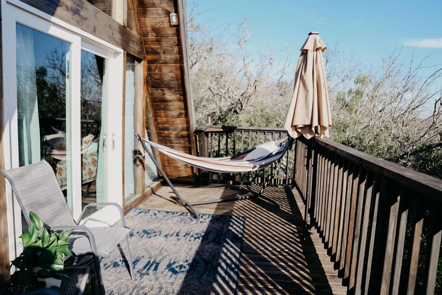 The Maverick: A-Frame W/ Hammock And Tree Top View New Braunfels Buitenkant foto